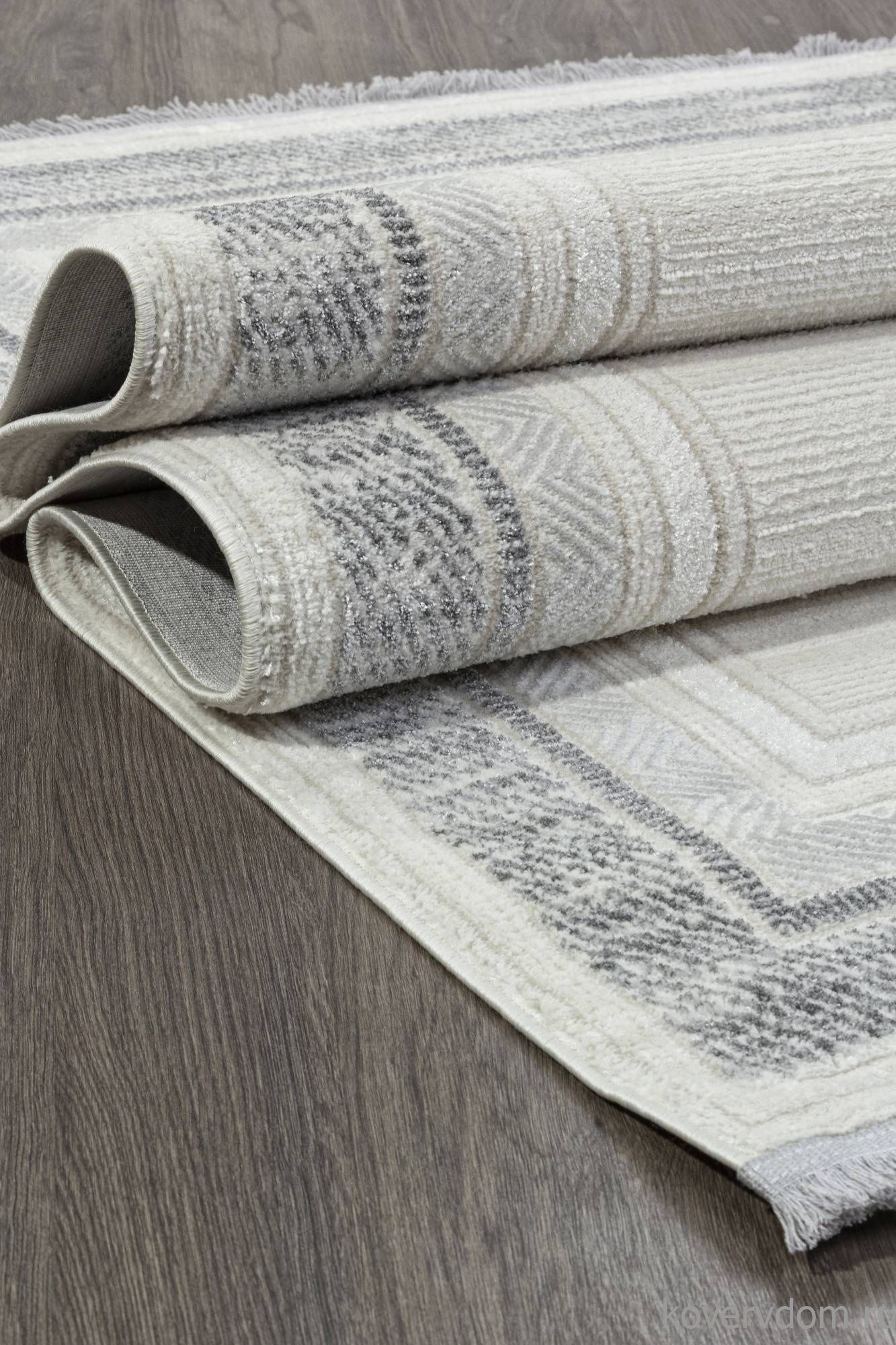 Ковер RUBI 26376A CREAM / CREAM Ковер RUBI 26376A CREAM / CREAM