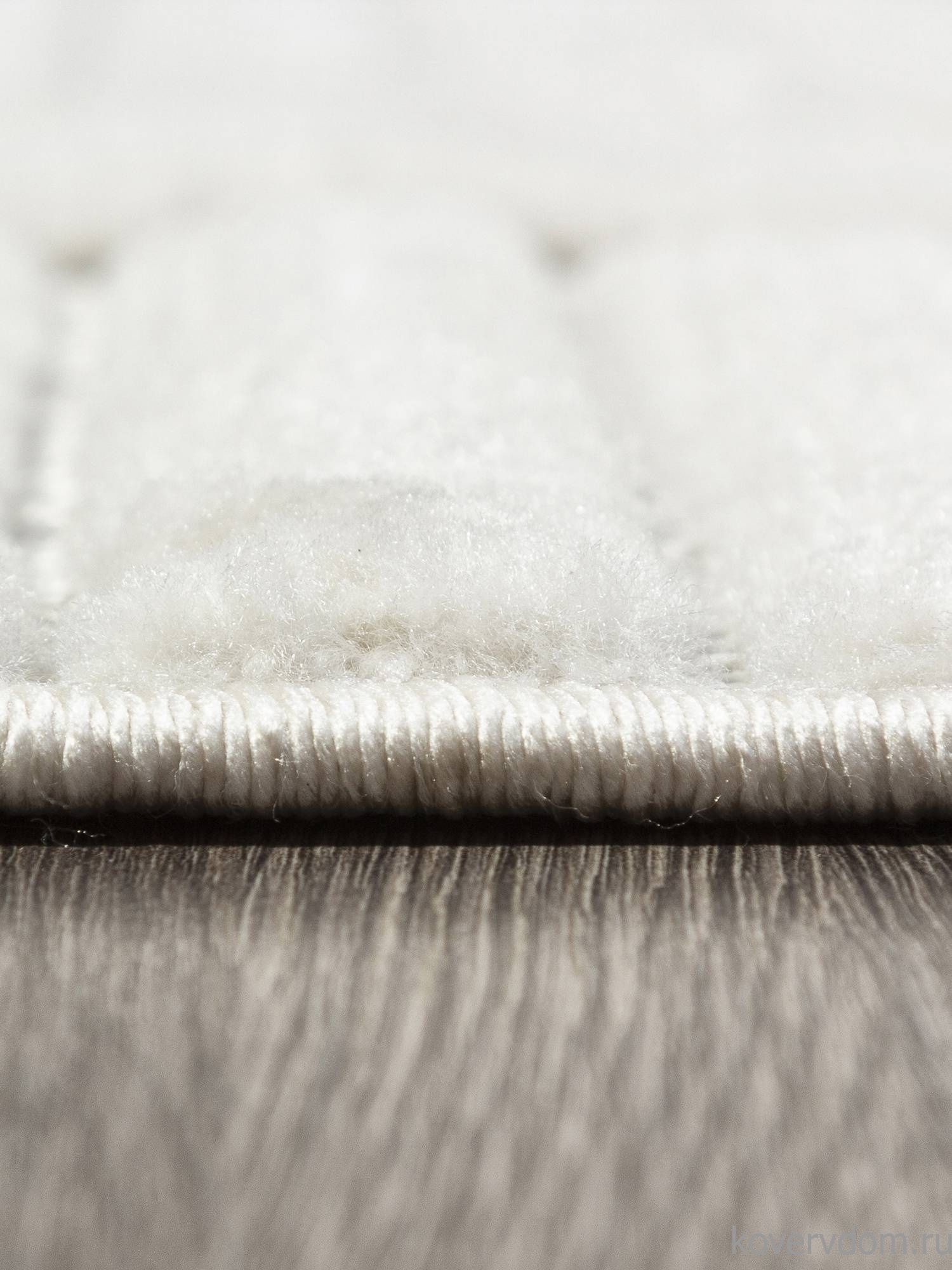 Ковер JUNO D785AW CREAM / CREAM Ковер JUNO D785AW CREAM / CREAM