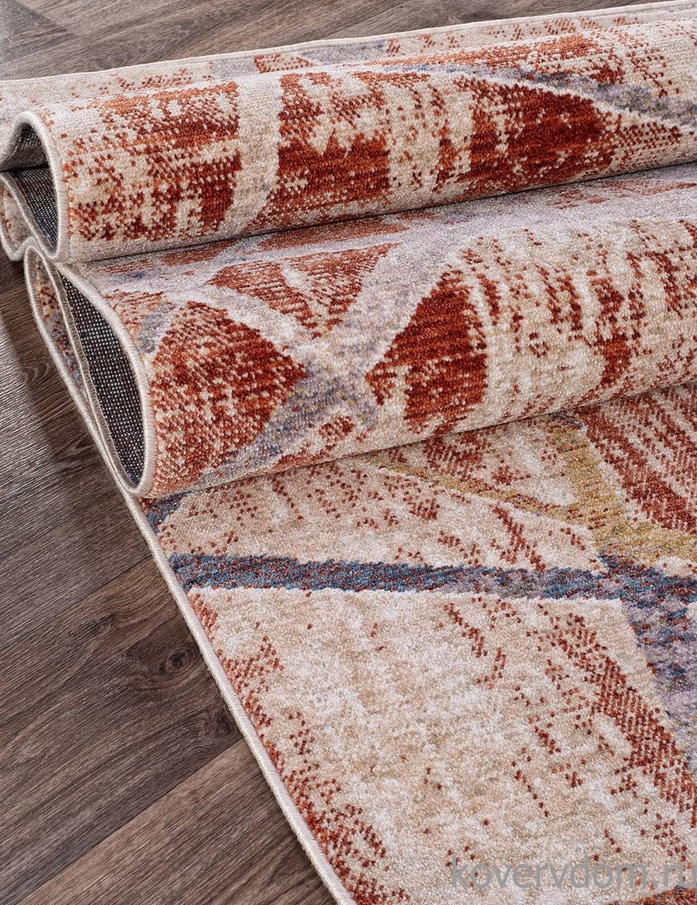 Ковер ZEUS 0B2497 VANILA / BRICK Ковер ZEUS 0B2497 VANILA / BRICK